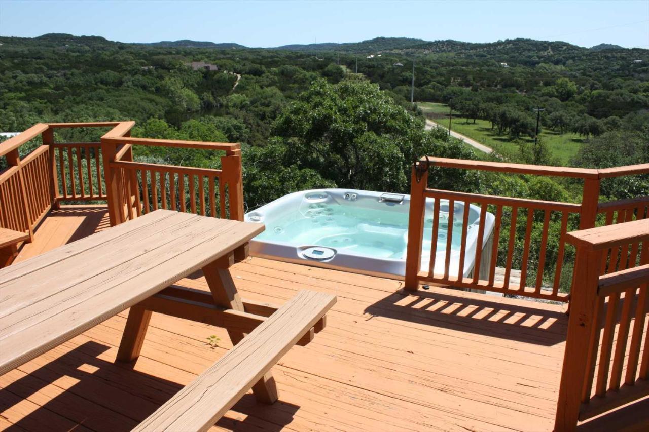 فندق Rockin' B Ranch Bluff House Pipe Creek المظهر الخارجي الصورة