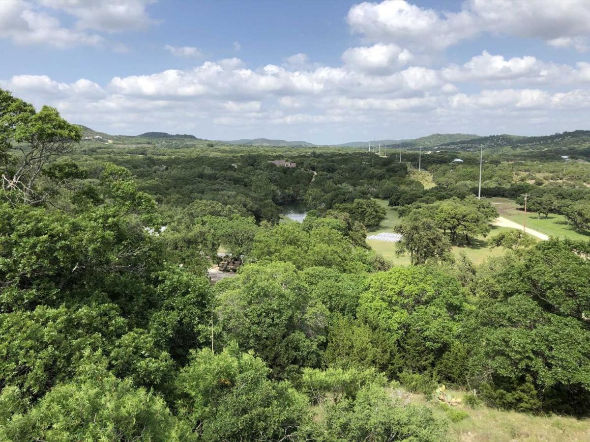 فندق Rockin' B Ranch Bluff House Pipe Creek المظهر الخارجي الصورة