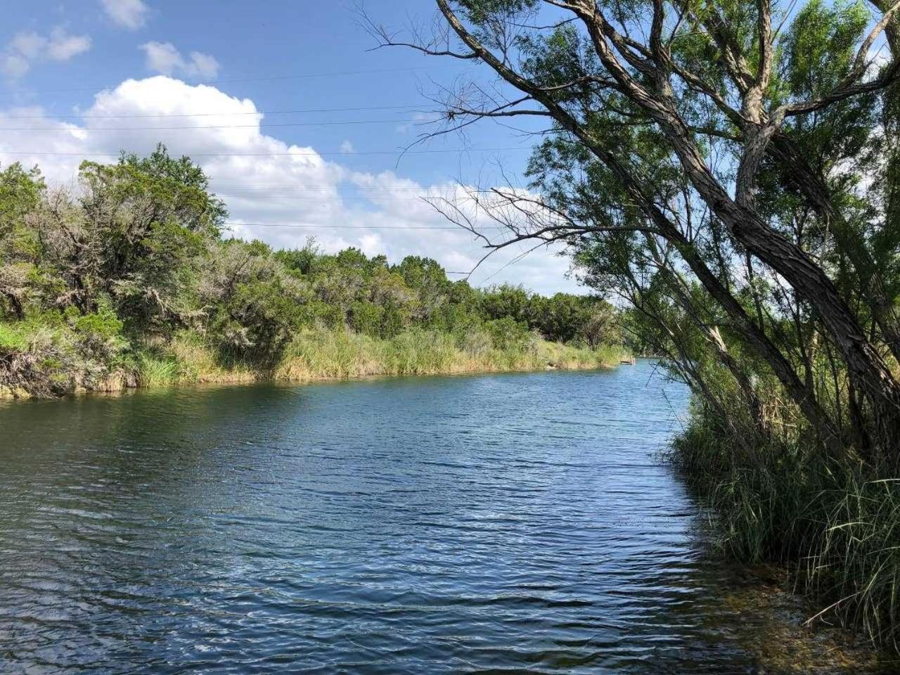 فندق Rockin' B Ranch Bluff House Pipe Creek المظهر الخارجي الصورة